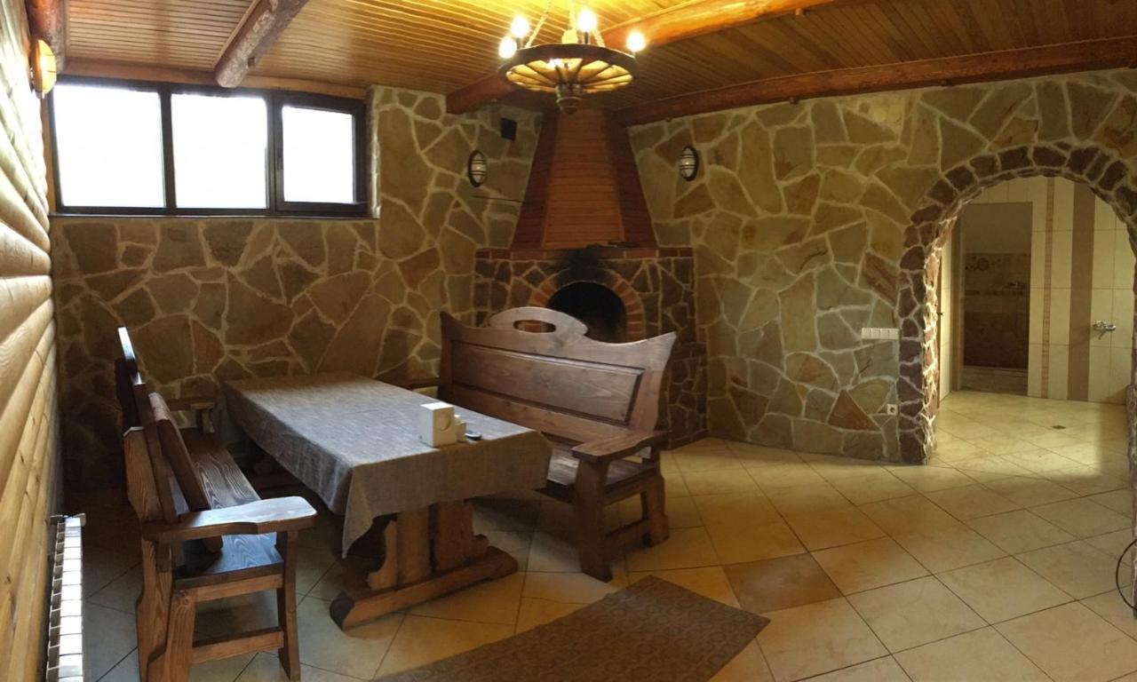 Hotel Sokolyne Gnizdo Korostov Esterno foto