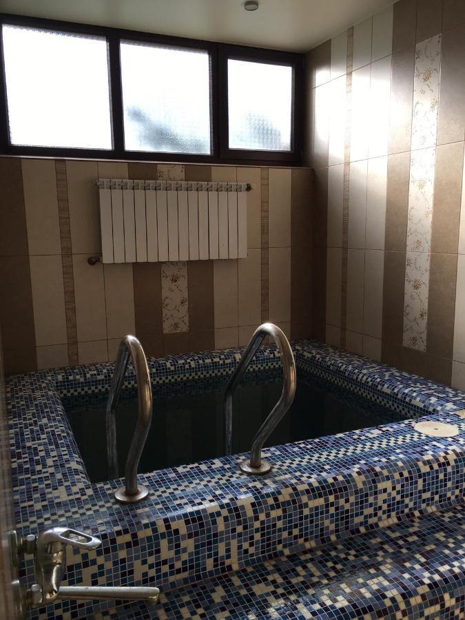 Hotel Sokolyne Gnizdo Korostov Esterno foto