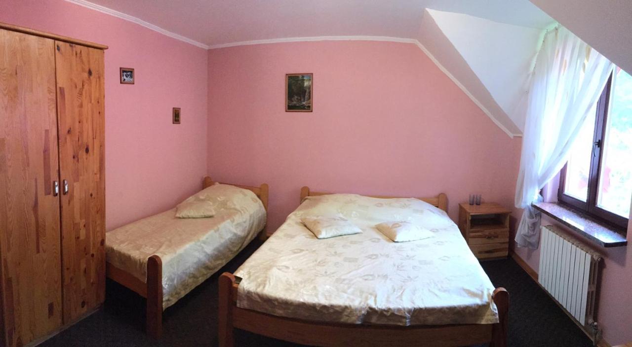 Hotel Sokolyne Gnizdo Korostov Esterno foto