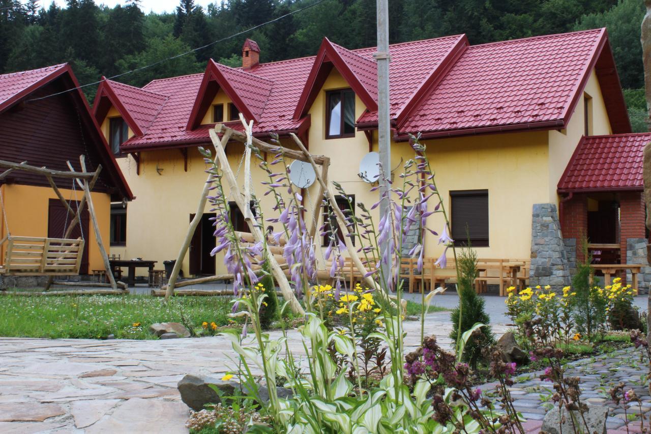 Hotel Sokolyne Gnizdo Korostov Esterno foto