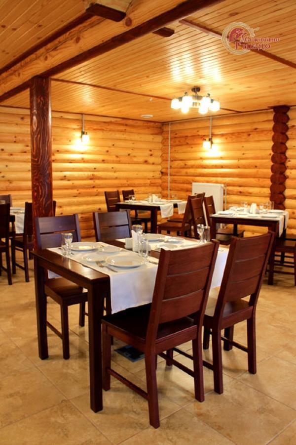 Hotel Sokolyne Gnizdo Korostov Esterno foto