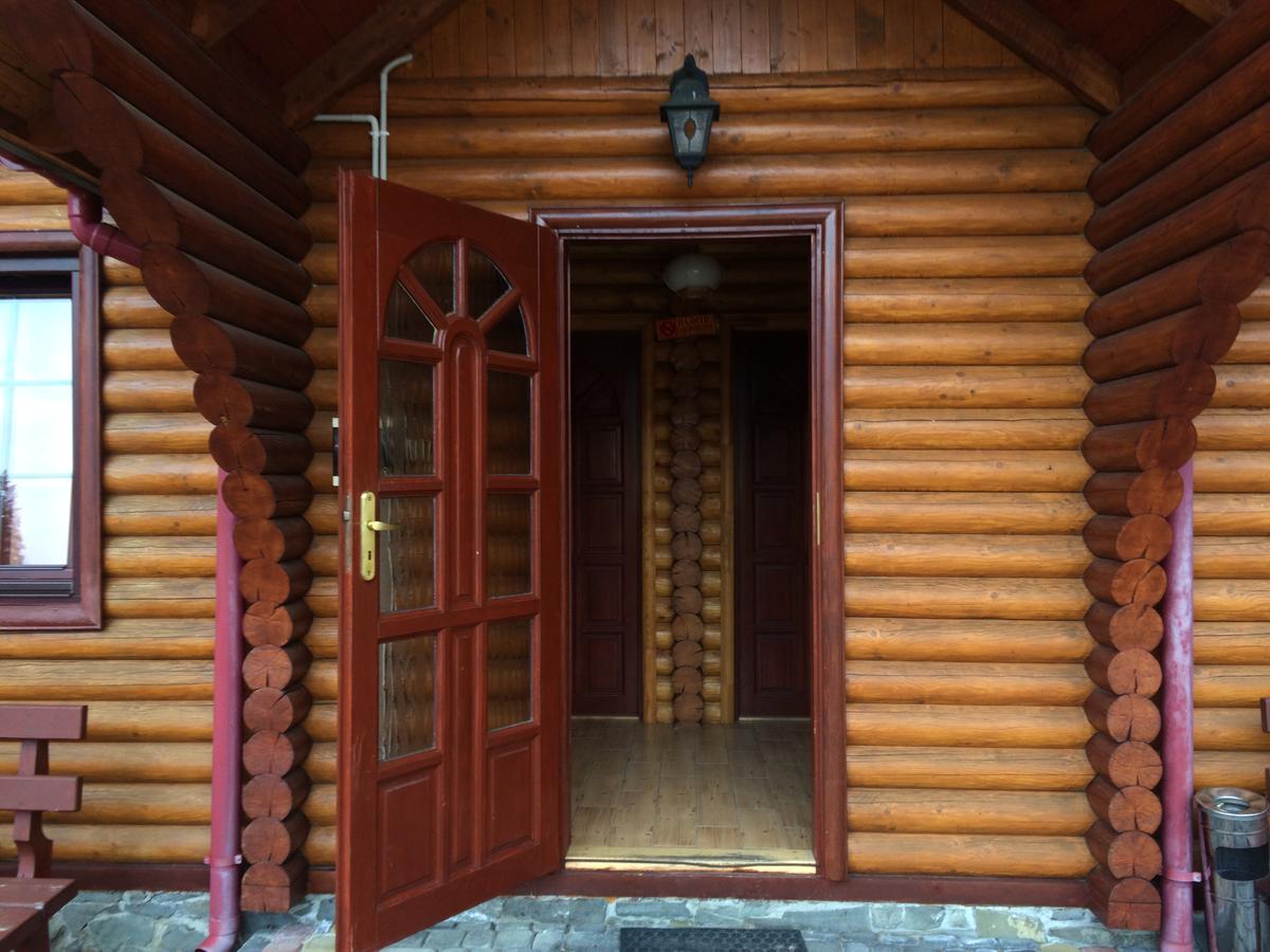 Hotel Sokolyne Gnizdo Korostov Esterno foto
