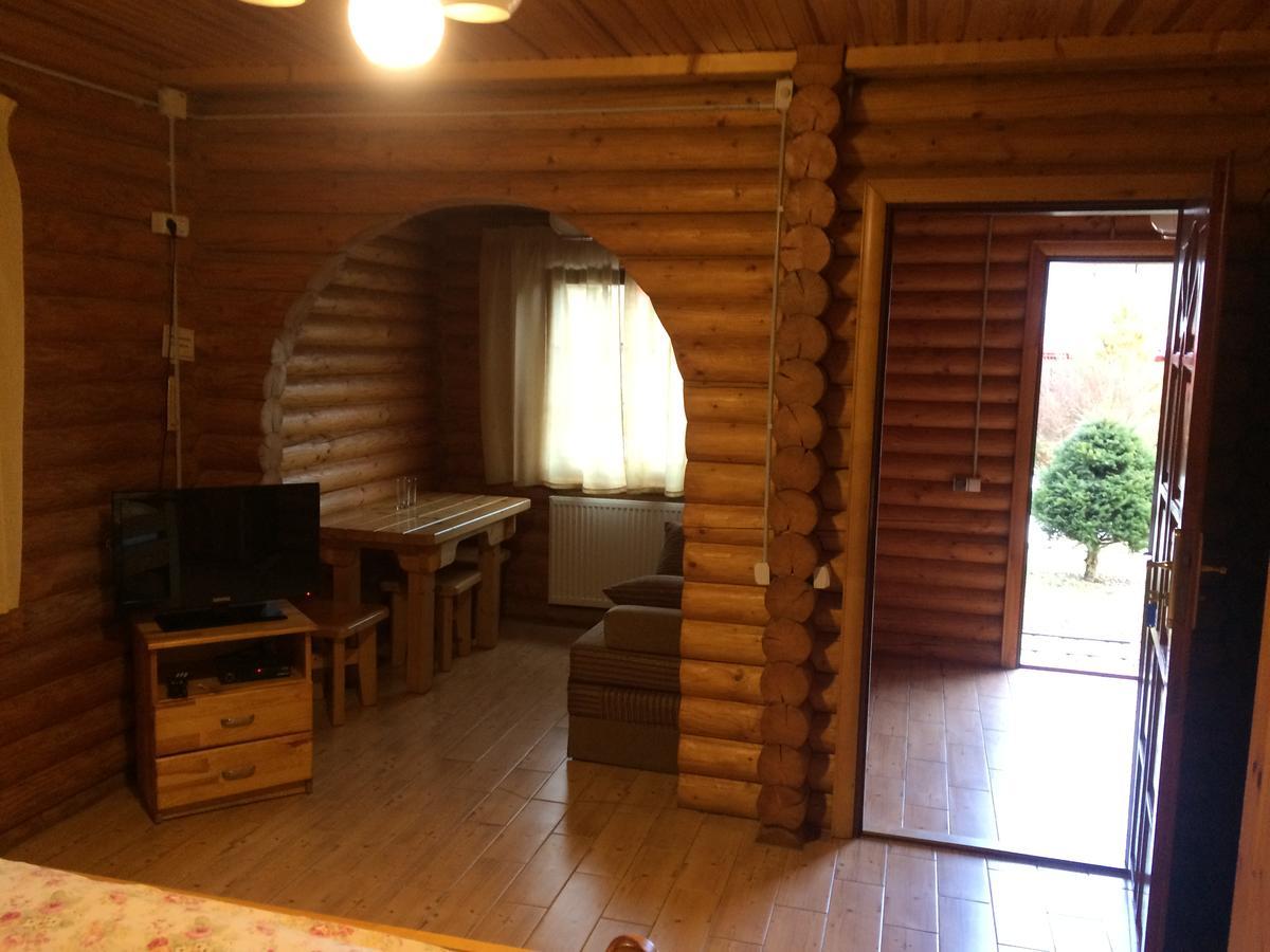 Hotel Sokolyne Gnizdo Korostov Esterno foto