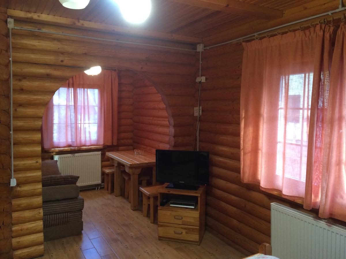 Hotel Sokolyne Gnizdo Korostov Esterno foto